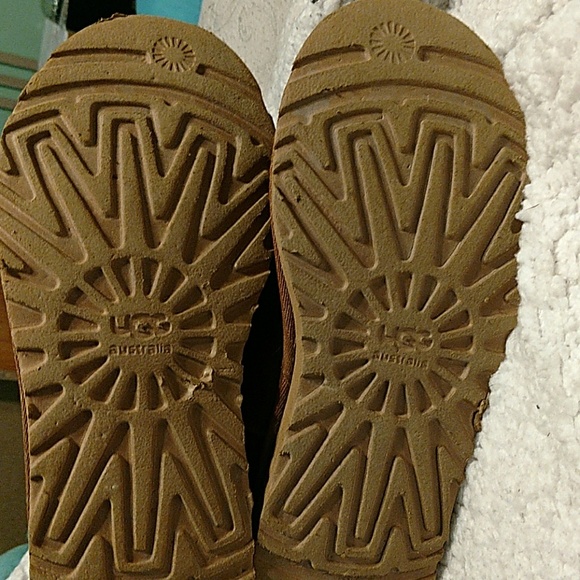 UGGs - Picture 2 of 3